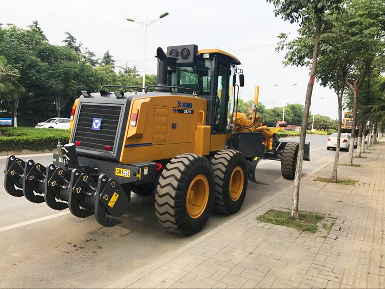 XCMG Official 215HP small motor graders GR215 new 16 ton motor grader with spare parts for sale